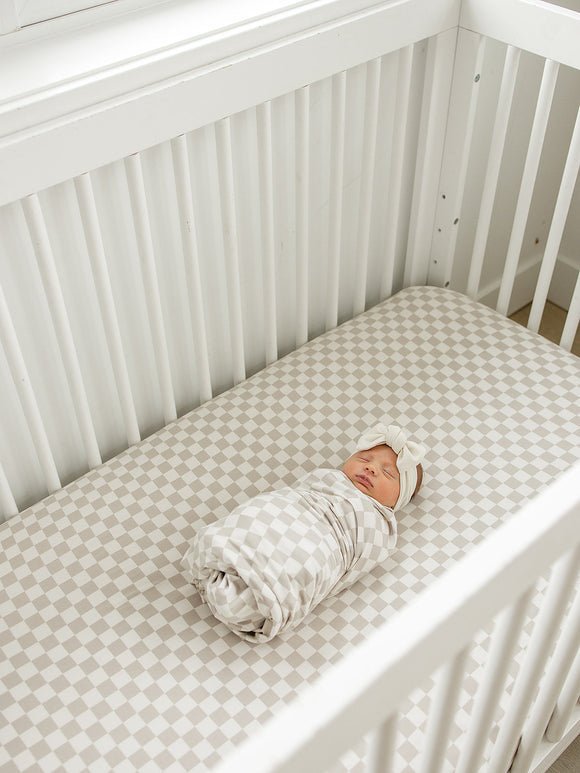 Neutral Newborn Must-Haves: The Ultimate Guide for Minimalist Moms